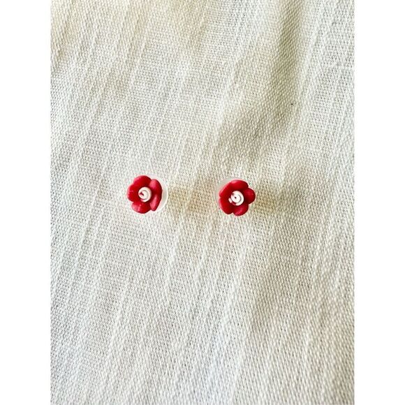 Petit small red stud earrings - Picture 1 of 2